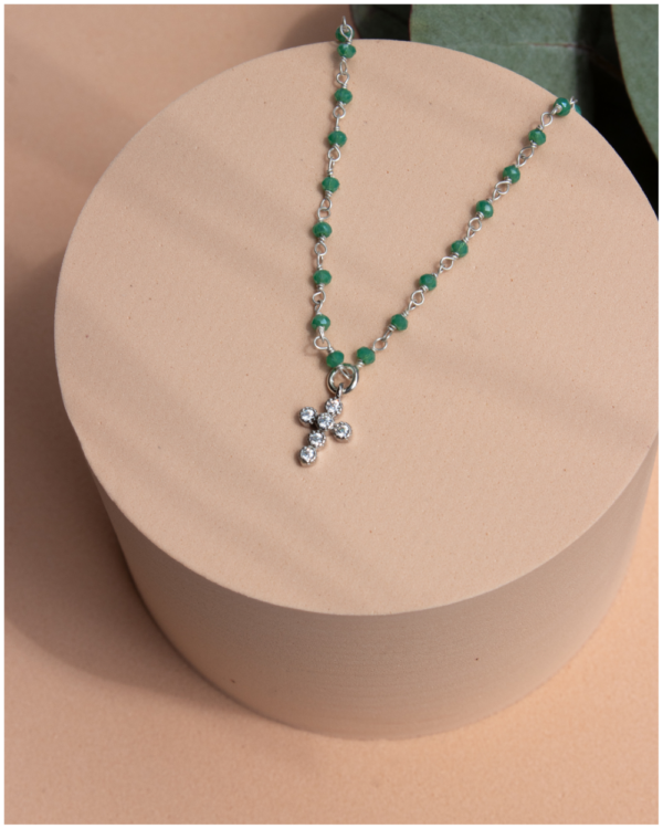 Collier croix sur chaine rosaire en Onyx vert et Argent | Saint Laurent Gemmes... & Vous : Bijoux Haute Fantaisie Créations Originales & Artisanales DIY | Plaqué Or Argent Pierres Fines | Bijoux Personnalisés Femme, Ado, Enfant | Bijoux Religieux | Bijoux chrétiens modernes | Bijoux Gravés | Bijoux religieux Toulouse |Toulouse France | Vente en Ligne.