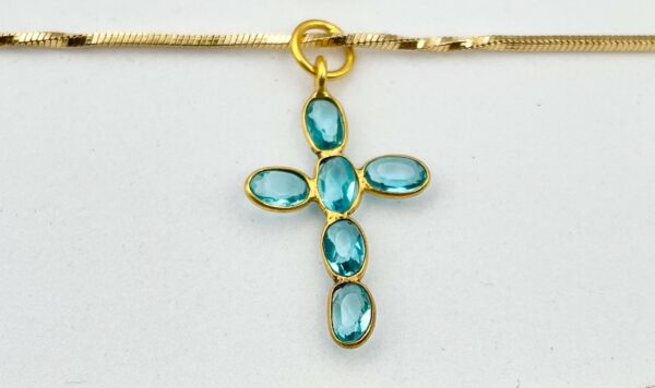 Collier religieux croix et gemmes | Resucito Gemmes… & Vous : Bijoux Haute Fantaisie Créations Originales & Artisanales DIY | Plaqué Or Argent Pierres Fines | Bijoux Personnalisés Femme, Ado, Enfant | Bijoux Religieux | Bijoux Gravés | Bijoux chrétiens modernes | Toulouse France | Vente en Ligne.