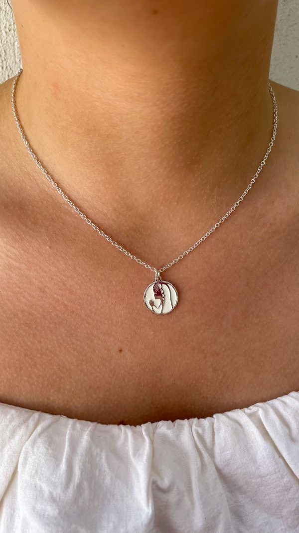 Collier de première communion | Médaille de la Vierge Marie au voile – Image 7