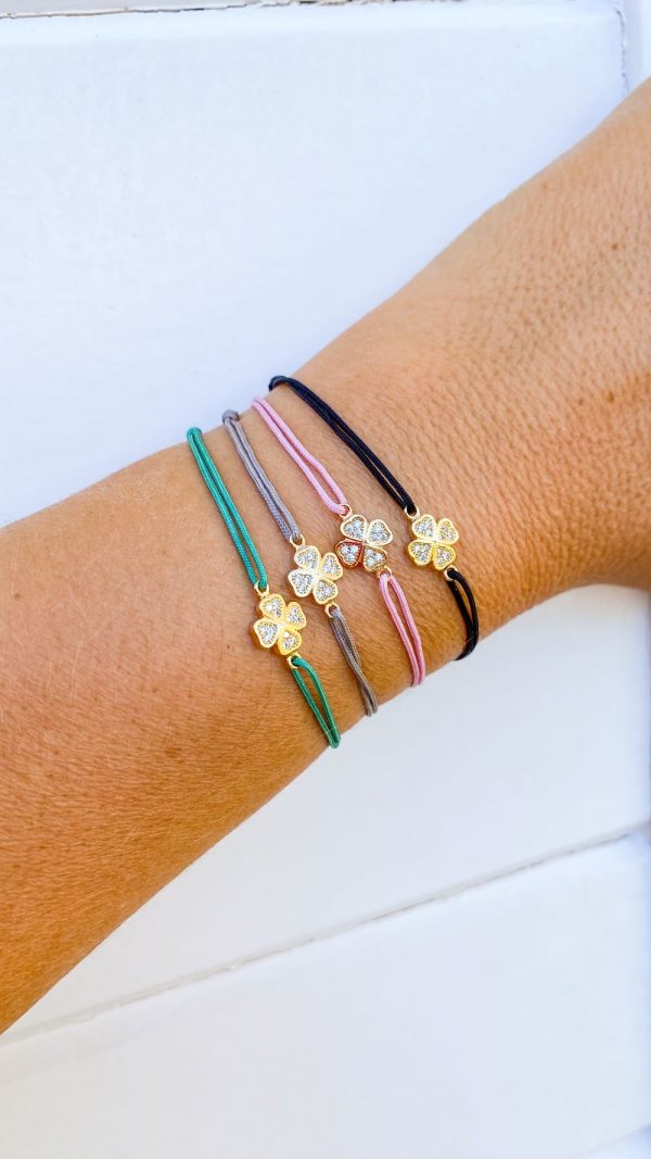 Bracelet Fleur de Cœur Brillant en strass et plaqué or | Isla Corazón – Image 3