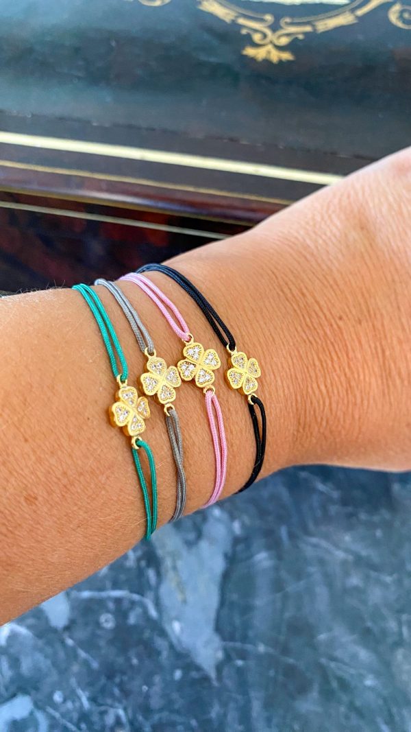 Bracelet Fleur de Cœur Brillant en strass et plaqué or | Isla Corazón – Image 2