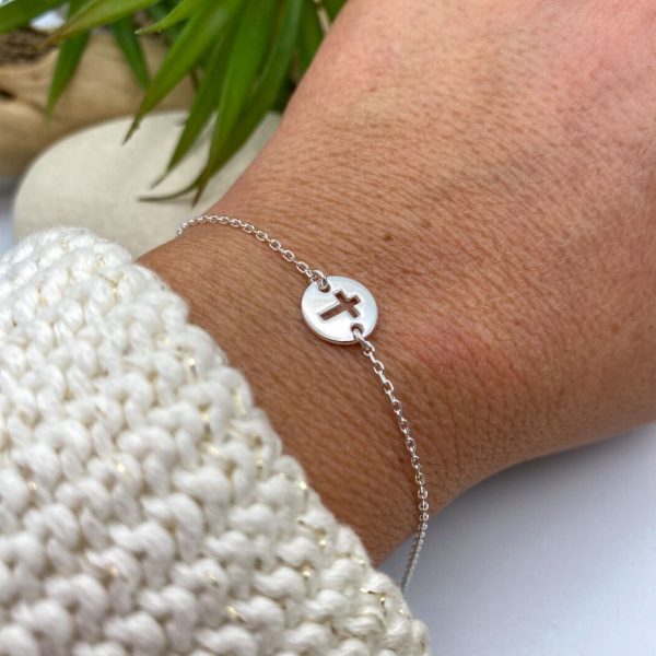Bracelet croix évidée en Argent ou plaqué or | Sainte Croix – Image 3