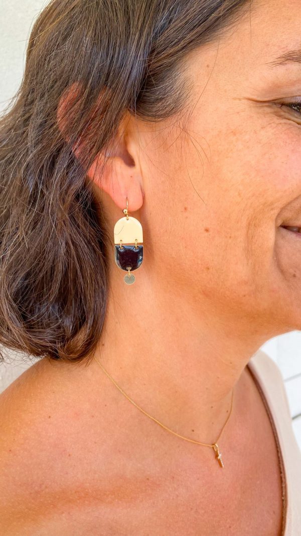 Boucle d'oreille géométrique demi - ovale black and white | Piana – Image 3