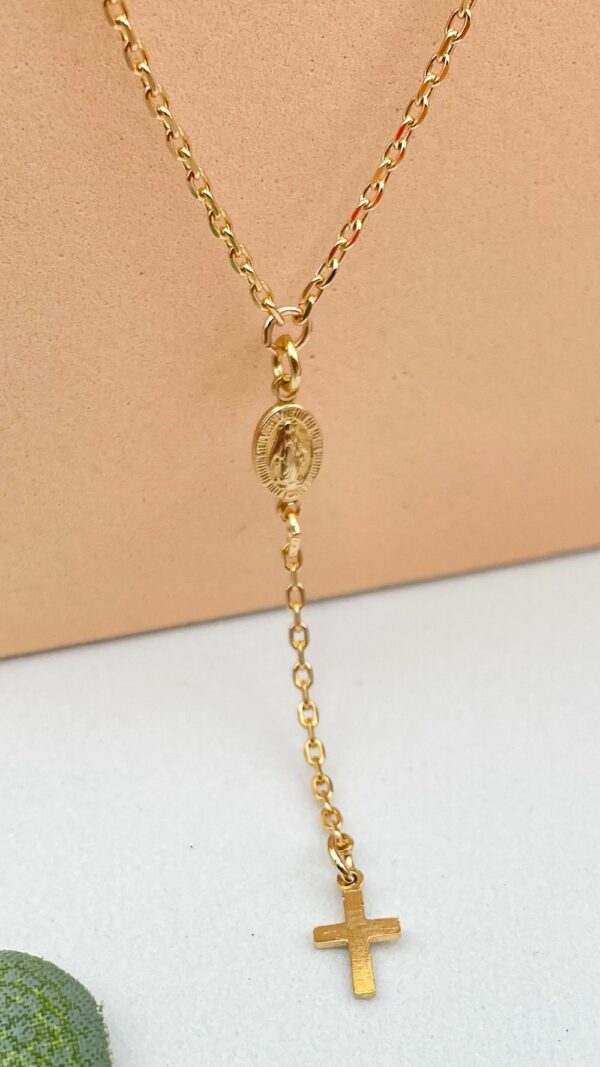 Collier chapelet en plaqué or – Croix et médaille miraculeuse visibles