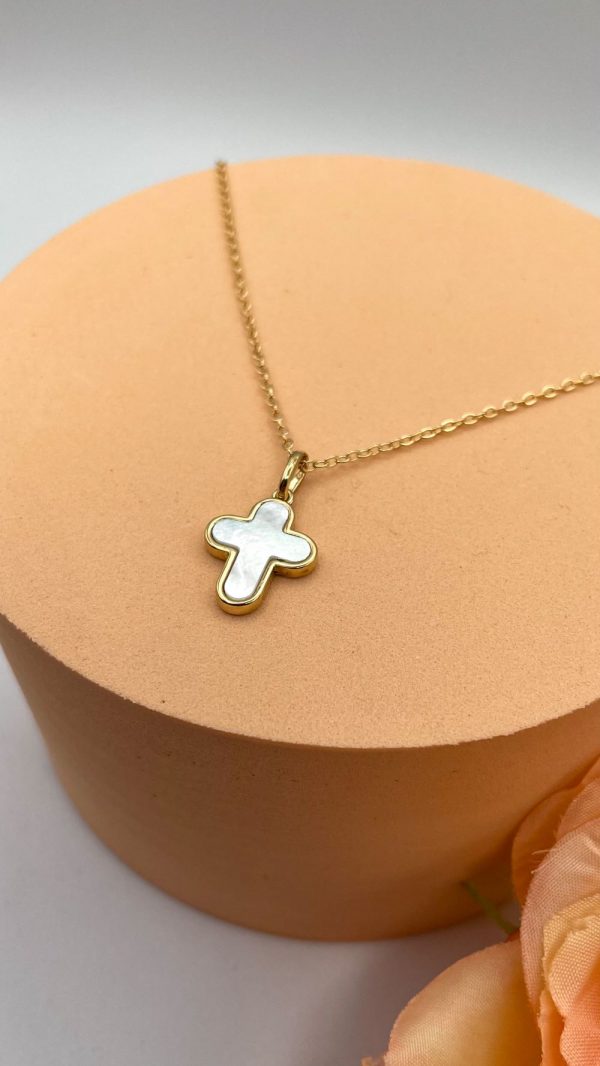 Collier Croix en nacre sertie en Argent | Christ Roi – Image 8