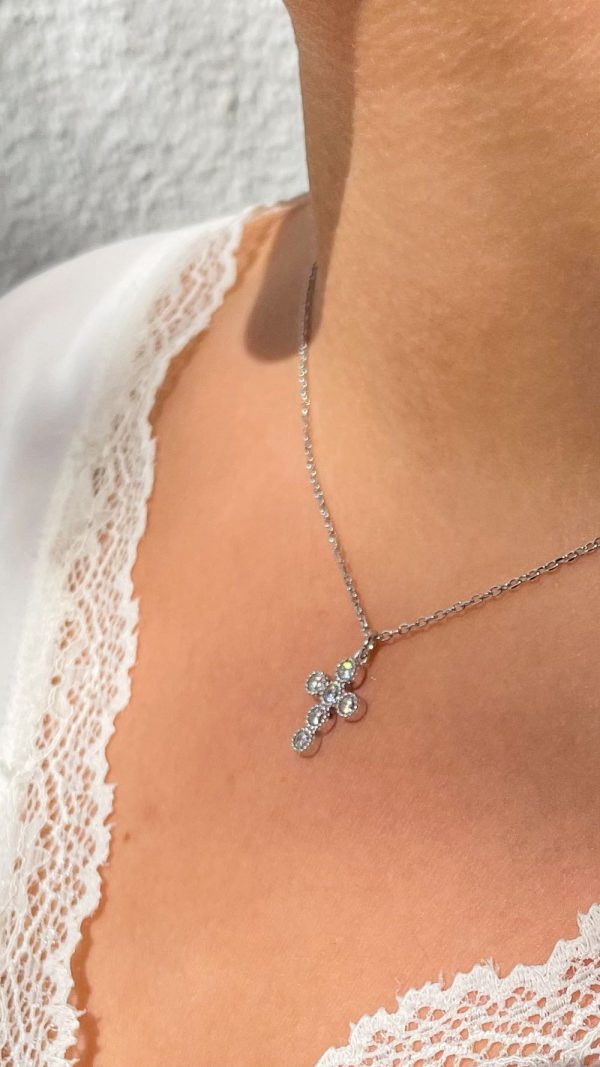 Collier croix zirconium en argent | Croit en lui – Image 2