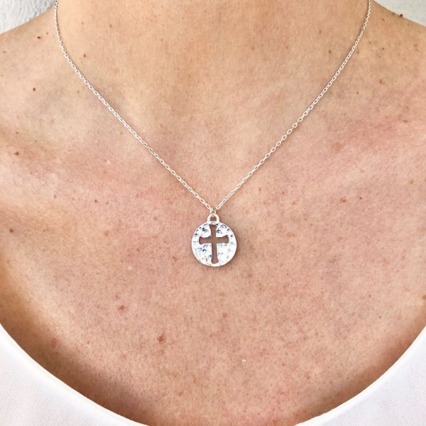 Collier médaille croix martelée en Argent  | Duomo – Image 4
