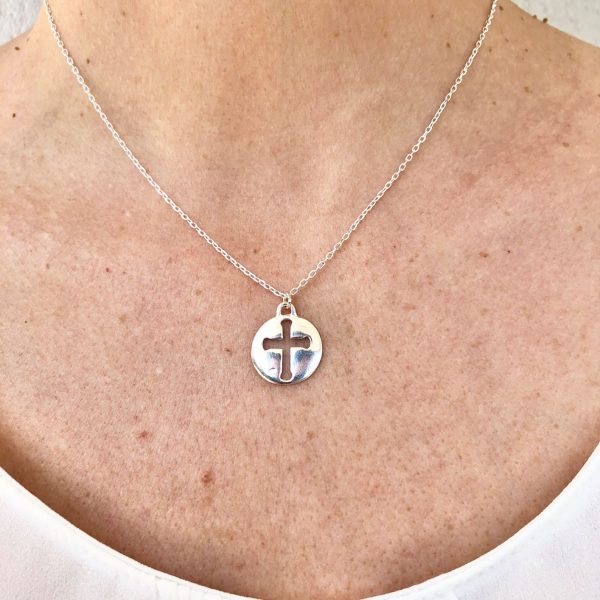 Collier médaille croix martelée en Argent  | Duomo – Image 2