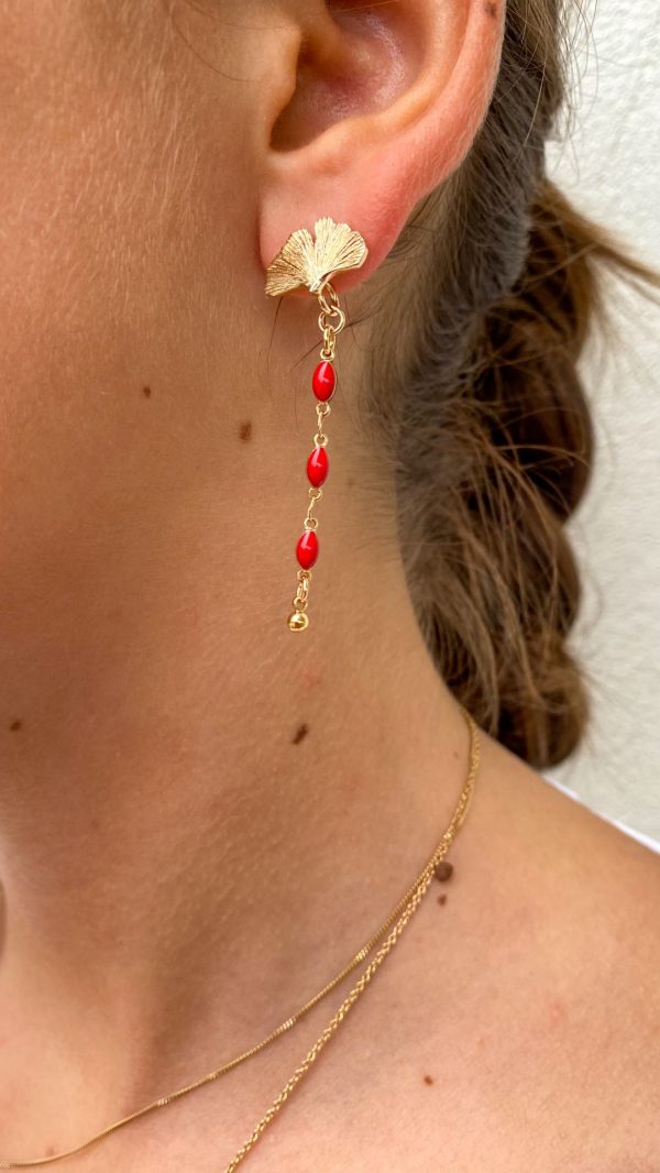 Boucles d'Oreilles feuille de Ginkgo et résine colorée en Plaqué Or | Ouessant – Image 4