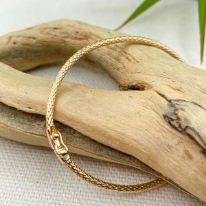 Bracelet jonc ovale motif écaille serpent en plaqué or | Les Glénans
