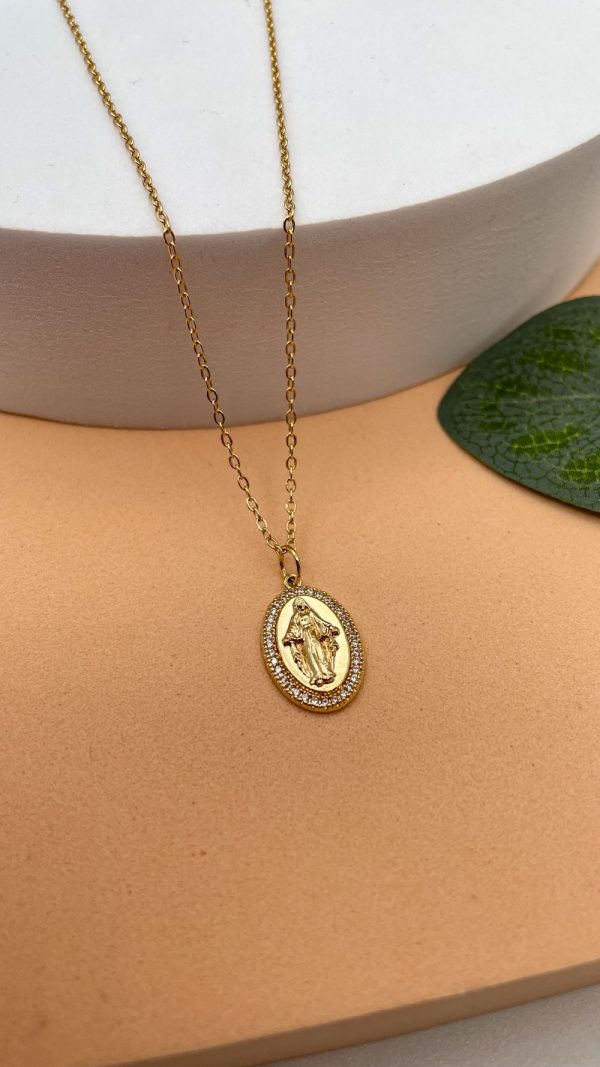 Collier en plaqué or avec médaille religieuse ovale de la Vierge, bijou catholique