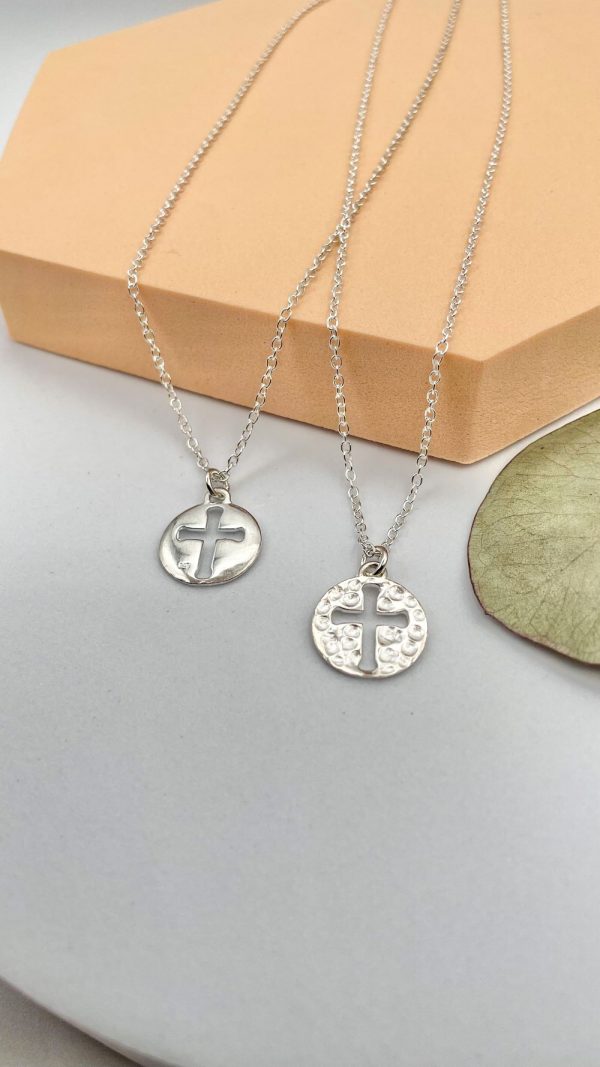 Collier médaille croix martelée en Argent  | Duomo – Image 3
