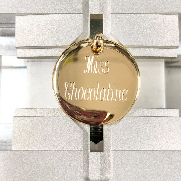 Collier Gravé & Personnalisé Plaqué Or | Miss Chocolatine – Image 3