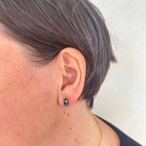 Boucle d'oreille Puce en émail et Plaqué or ornée d'une croix | Saint Paul – Image 2