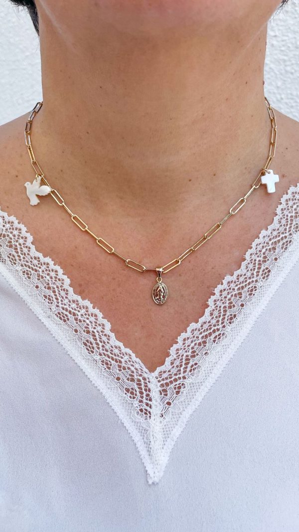 Collier breloques religieuses : croix, colombe et médaille miraculeuse | Sainte Famille – Image 3