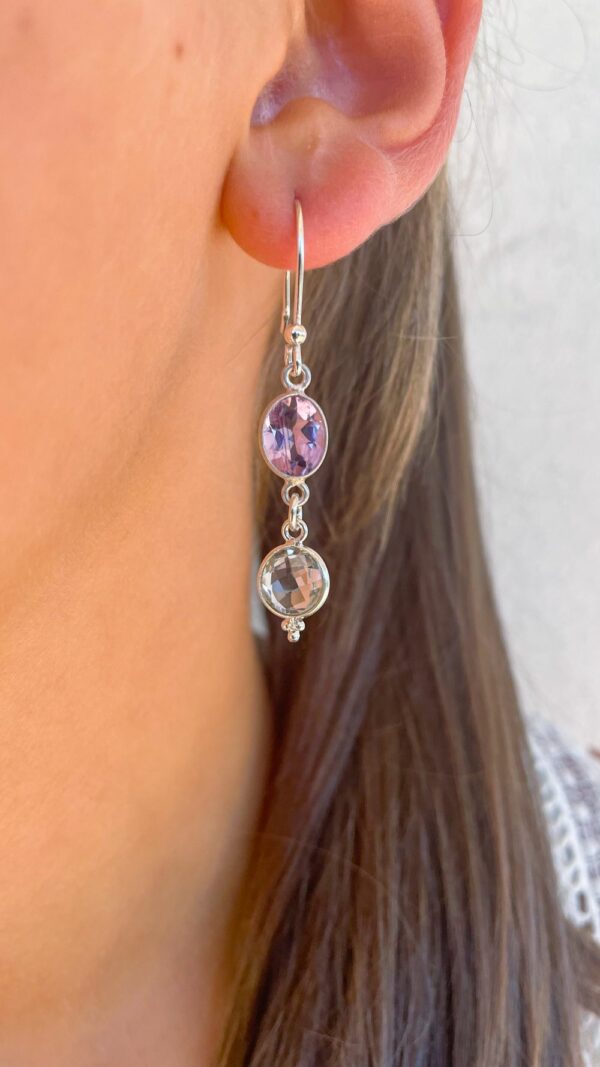 Boucles d'oreilles fines en argent et gemme améthyste et quartz blanc- Gemmes...& Vous