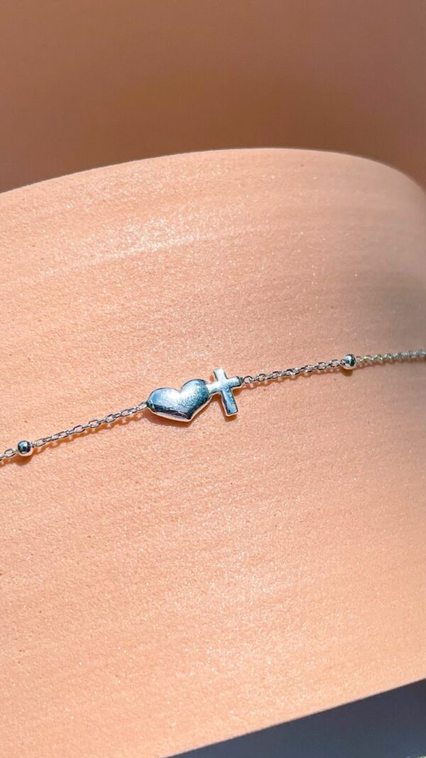 Bracelet religieux cœur et croix en argent ajustable – bijou chrétien moderne Gemmes…& Vous