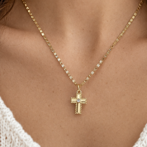 Collier croix plaqué or avec cristal de zirconium chaîne originale bijou chrétien moderne femme cadeau communion profession de foi