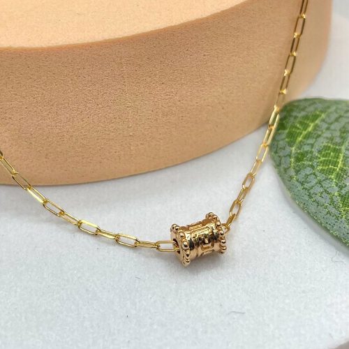 Collier bohème Fidji avec pendentif tube balinais en plaqué or