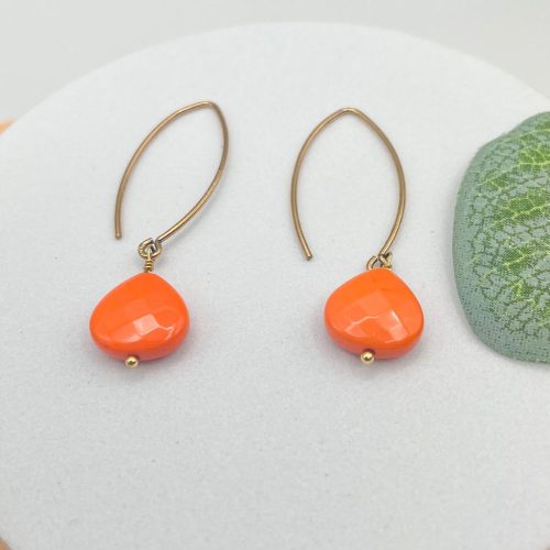 Boucles d’oreilles pendantes grand crochet en plaqué or avec pierre orange en forme de poire